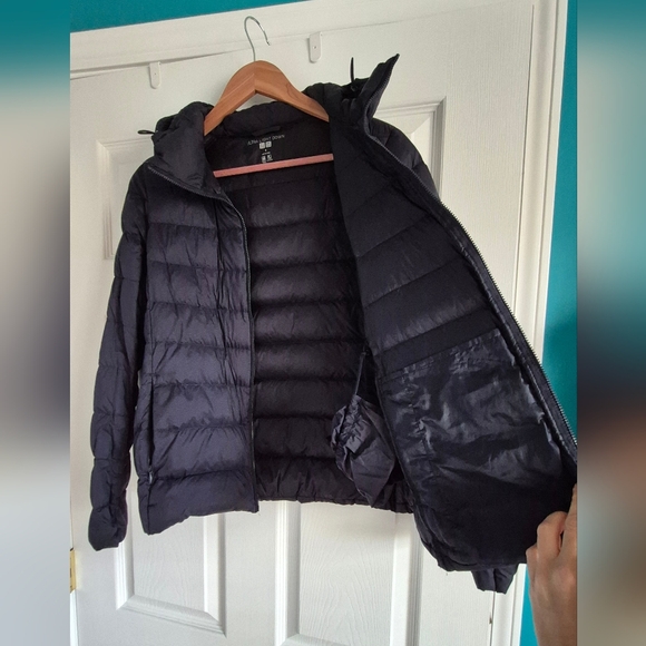 Uniqlo Packable Ultra Light Down Jacket - Navy - EUC - Picture 6 of 16